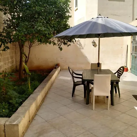 بيت شباب Riveldel *